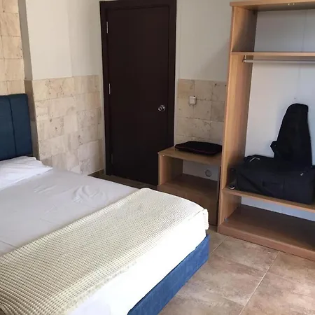 Lejlighed Beautiful 4 Bed Duplex In Small Private Community In Centre *