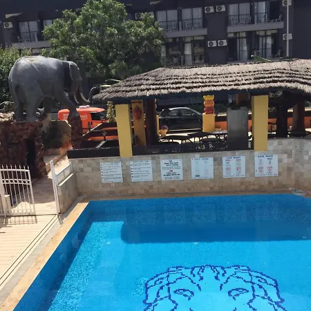 Lejlighed Beautiful 4 Bed Duplex In Small Private Community In Centre *
