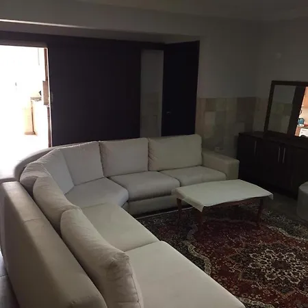 Lejlighed Beautiful 4 Bed Duplex In Small Private Community In Centre *