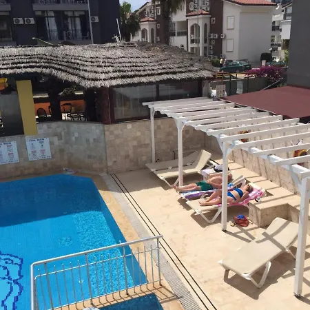 Beautiful 4 Bed Duplex In Small Private Community In Centre Apartman *