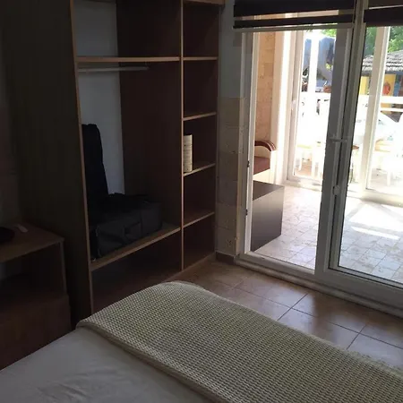 Apartman Beautiful 4 Bed Duplex In Small Private Community In Centre *